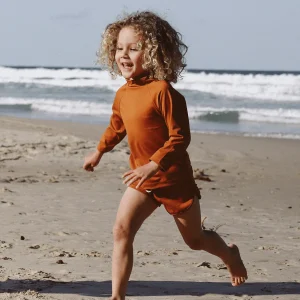 Ina-Swim-mesa-trunks-zwembroekje-sfeerafbeelding