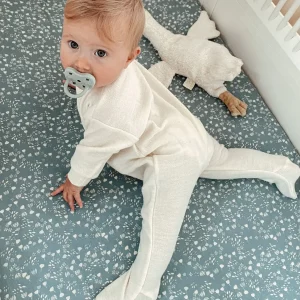 Cosilana pyjama met voetjes van 100% biologisch wol